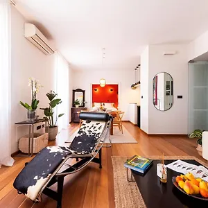https://art-gallery-apartment.splithotels.org